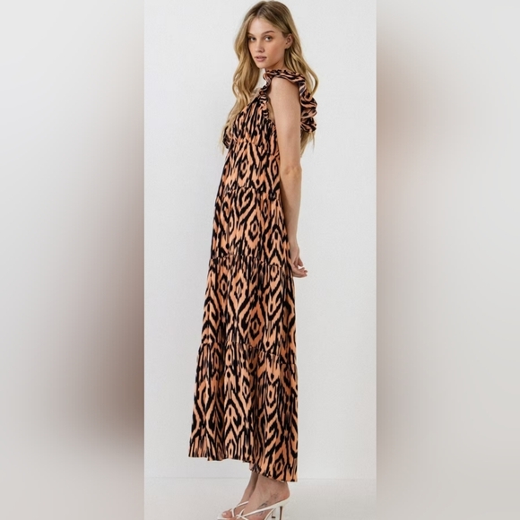 English Factory Tiger Print Ruffle Sleeve Maxi Dress Size Medium NWT - Picture 3 of 11